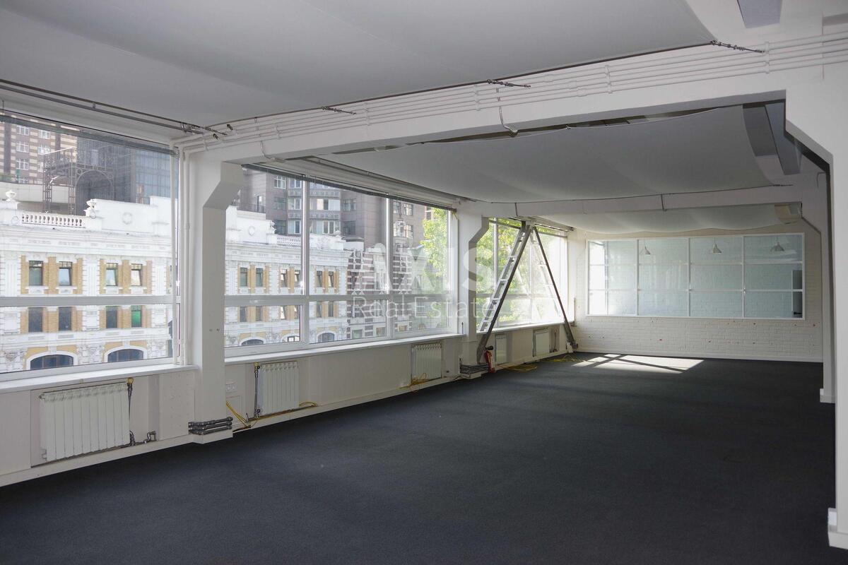 Office vul. Bul'varno-Kudrjavs'ka 17, 157m2