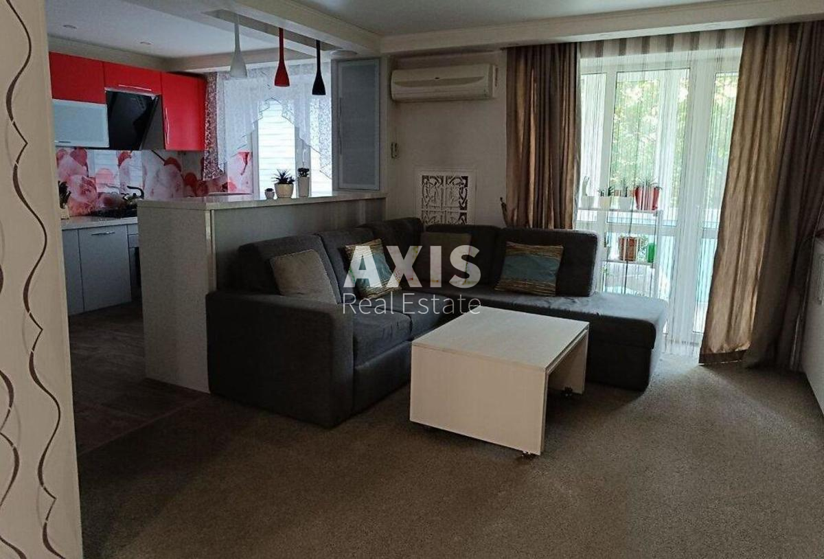 3k apartment vul. Sim'i' Kul'zhenkiv 33
