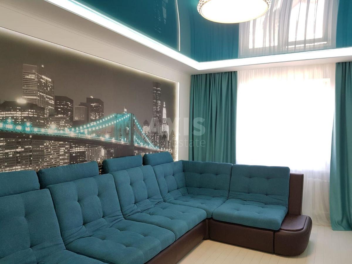 3k apartment vul. Urlivs'ka 381