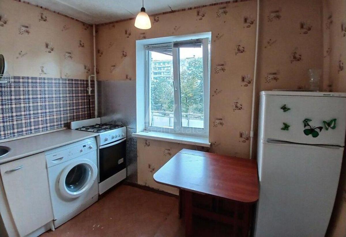 1k apartment vul. Petra Kalnyshevs'kogo 34