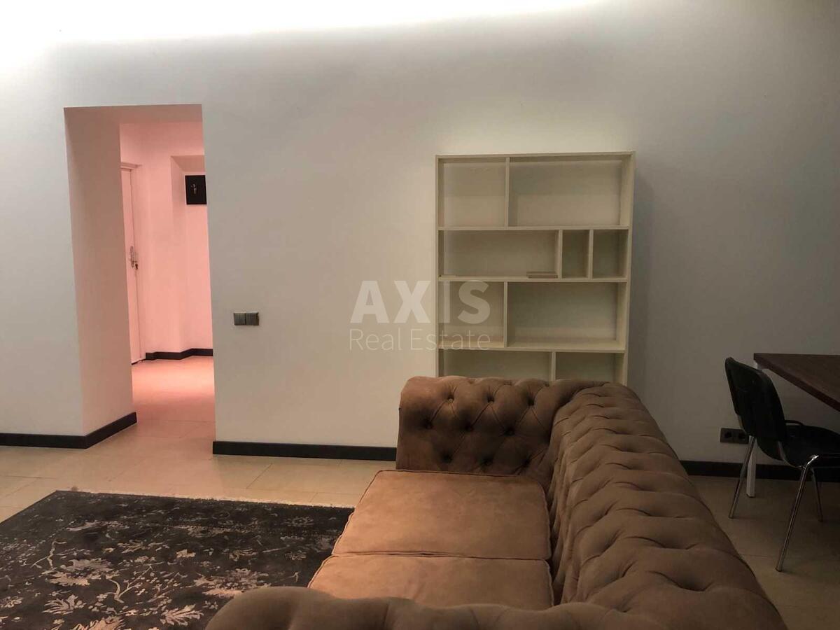 2k apartment vul. Turgenjevs'ka 76/784
