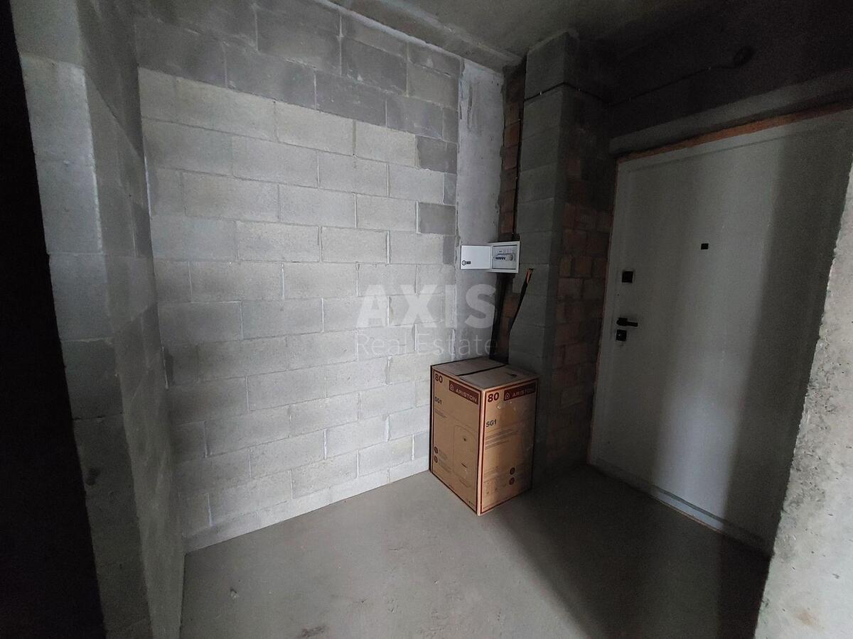 1k apartment vul. Brativ Shemetiv 10/83