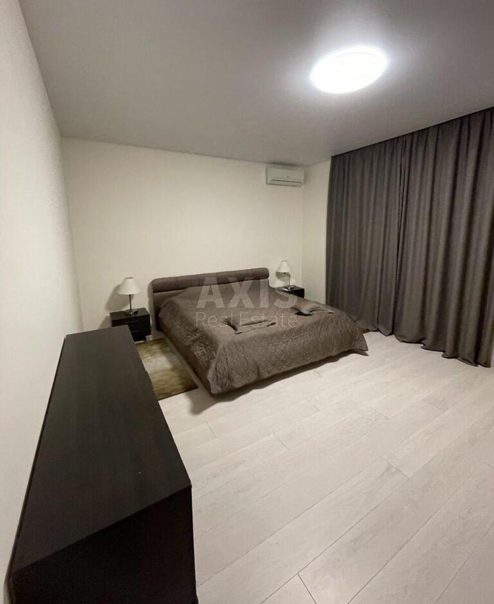 4k apartment vul. Kruglouniversytets'ka 3/51