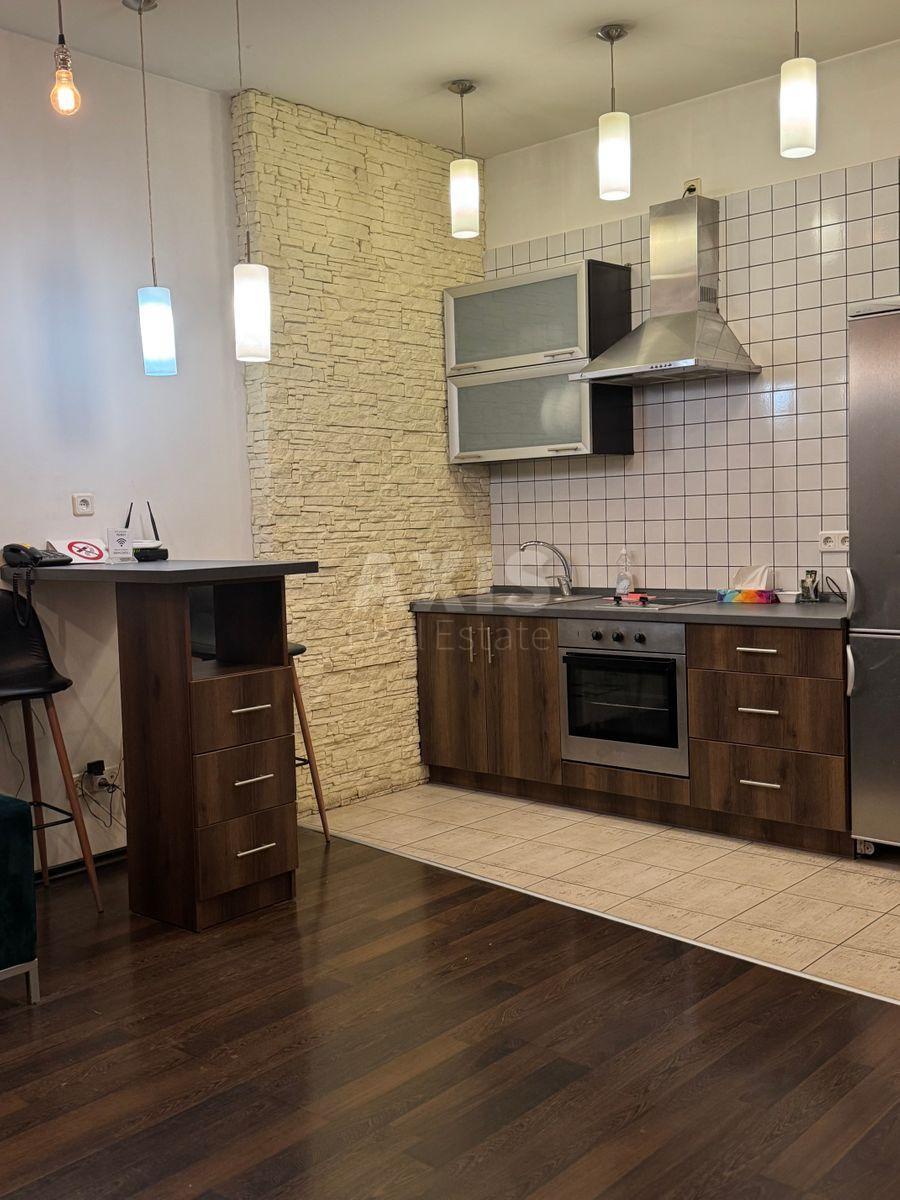 1k apartment bul. Lesi Ukrai'nky 61