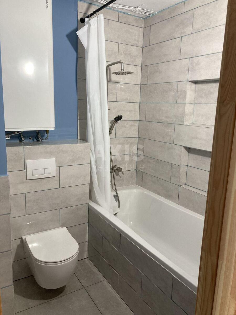 3k apartment uzv. Lysogirs'kyj 206