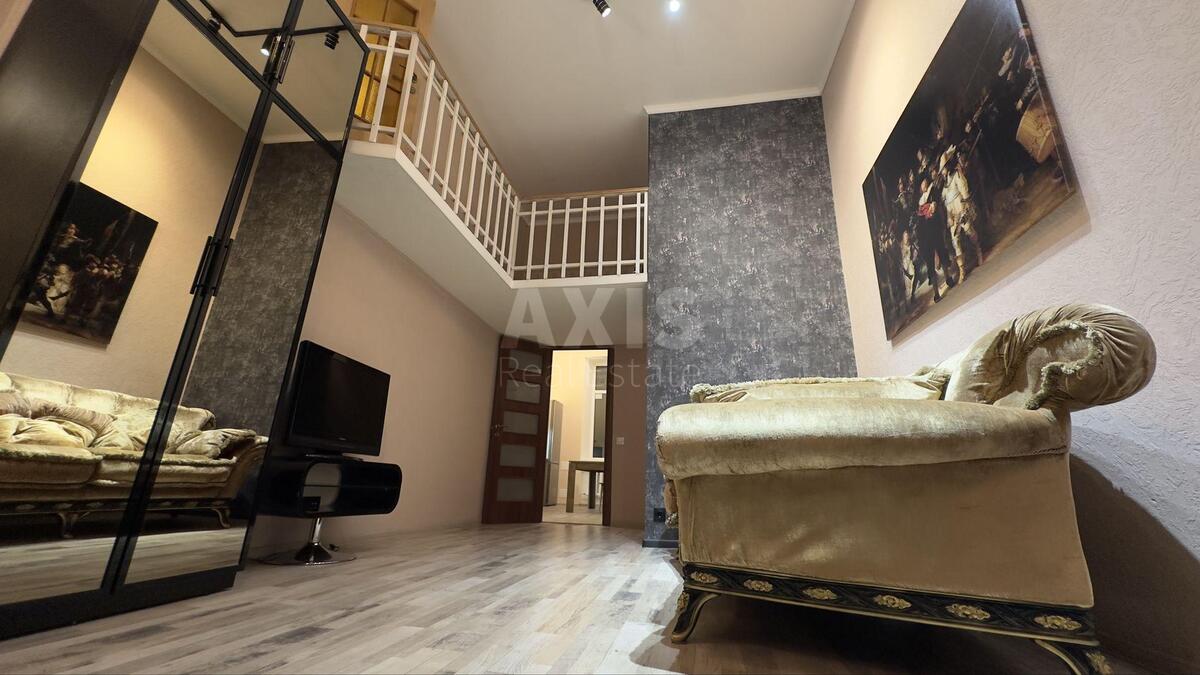 2к квартира ул. Саксаганского 696369312