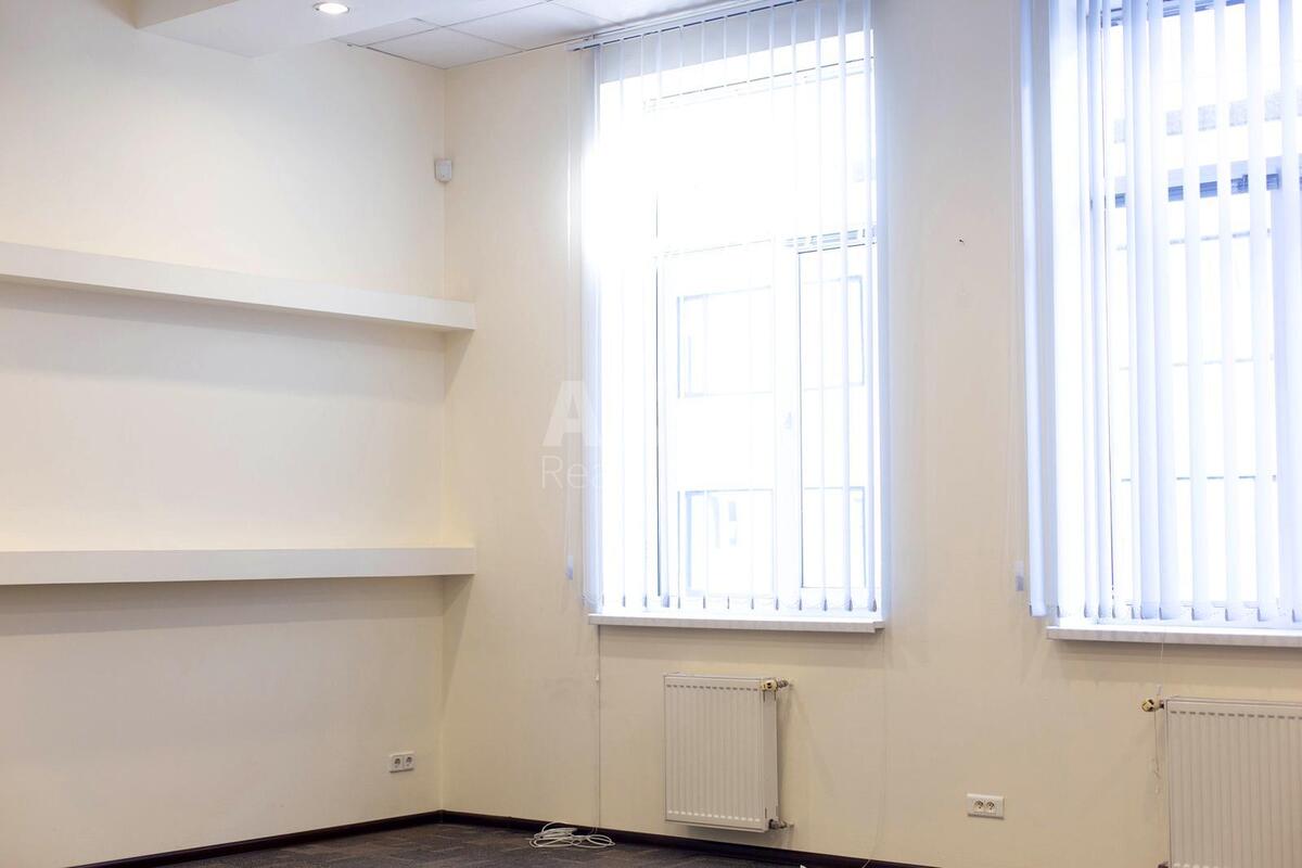 Office vul. Pymonenka Mykoly 13, 327m2592580