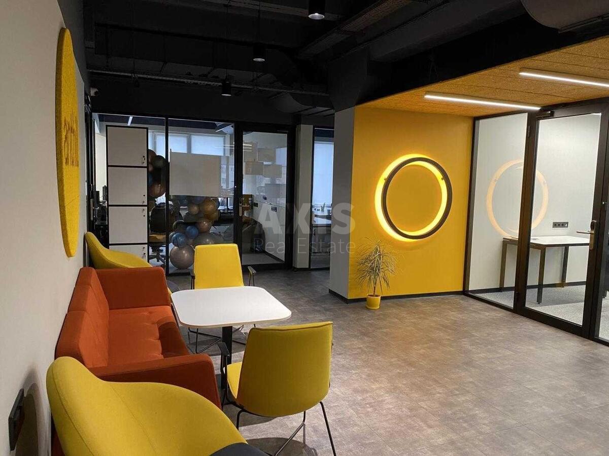 Office vul. Malevycha Kazymyra 86, 370m26