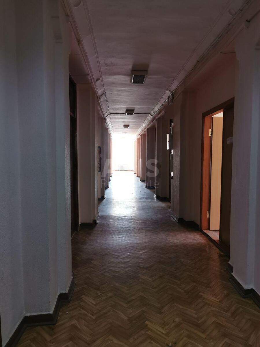 Офис ул. Довженко 1, 150м29