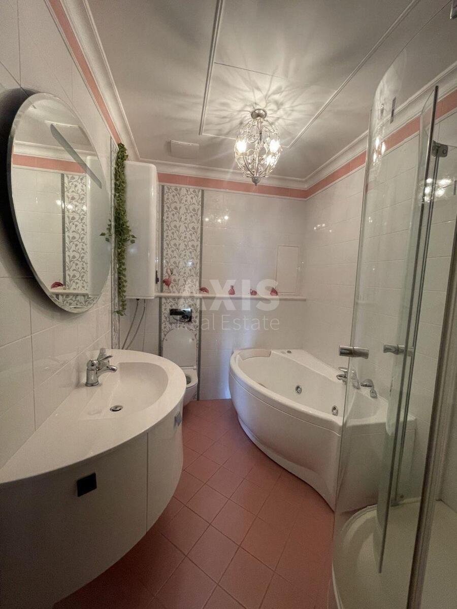 3k apartment vul. Instytuts'ka 185857512