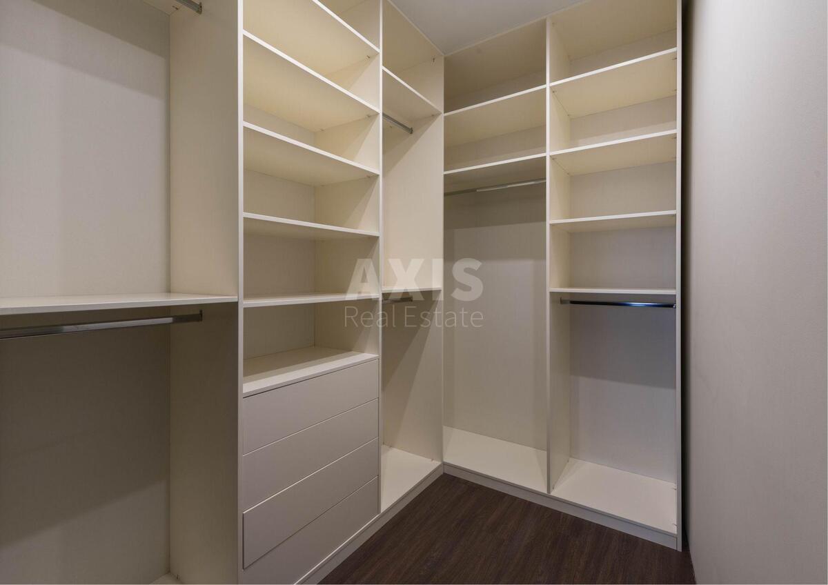 4k apartment vul. Buslivs'ka 126312117