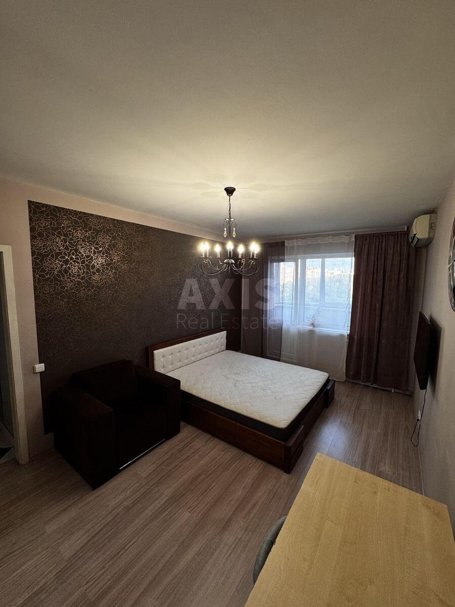 2k apartment pr-t Glushkova Akademika 410