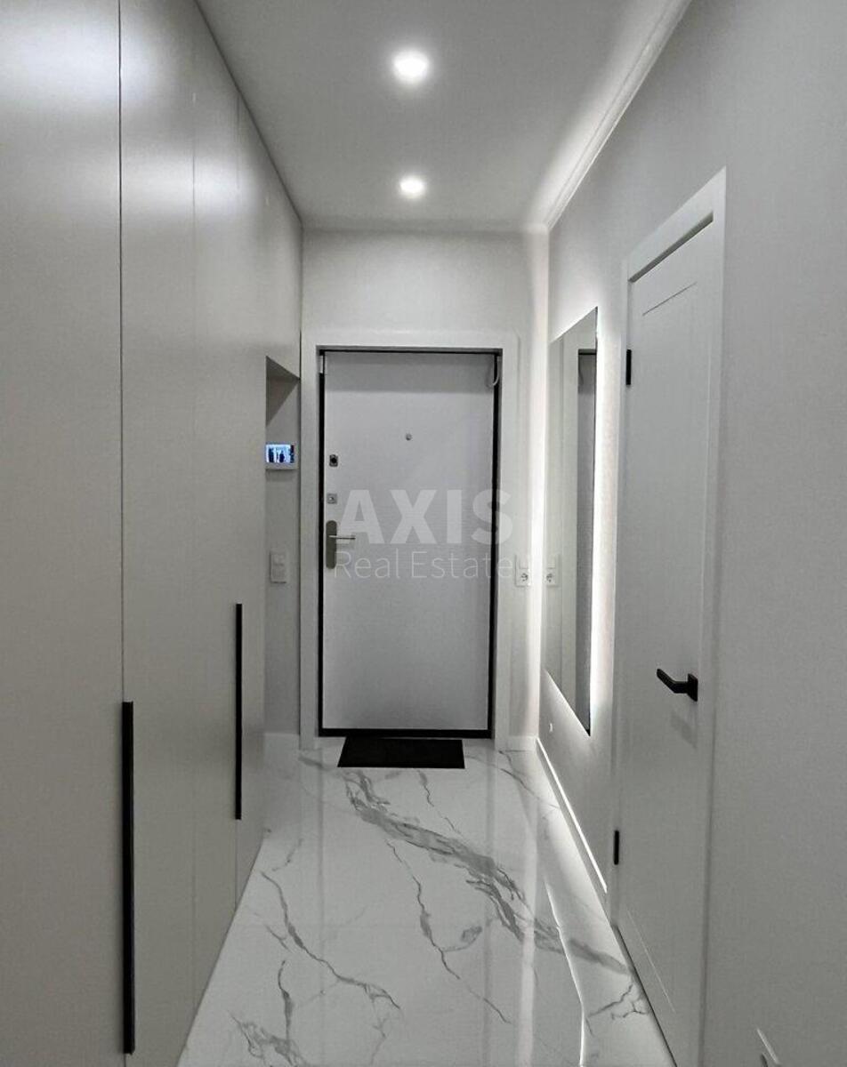 2k apartment vul. Radystiv 34В10