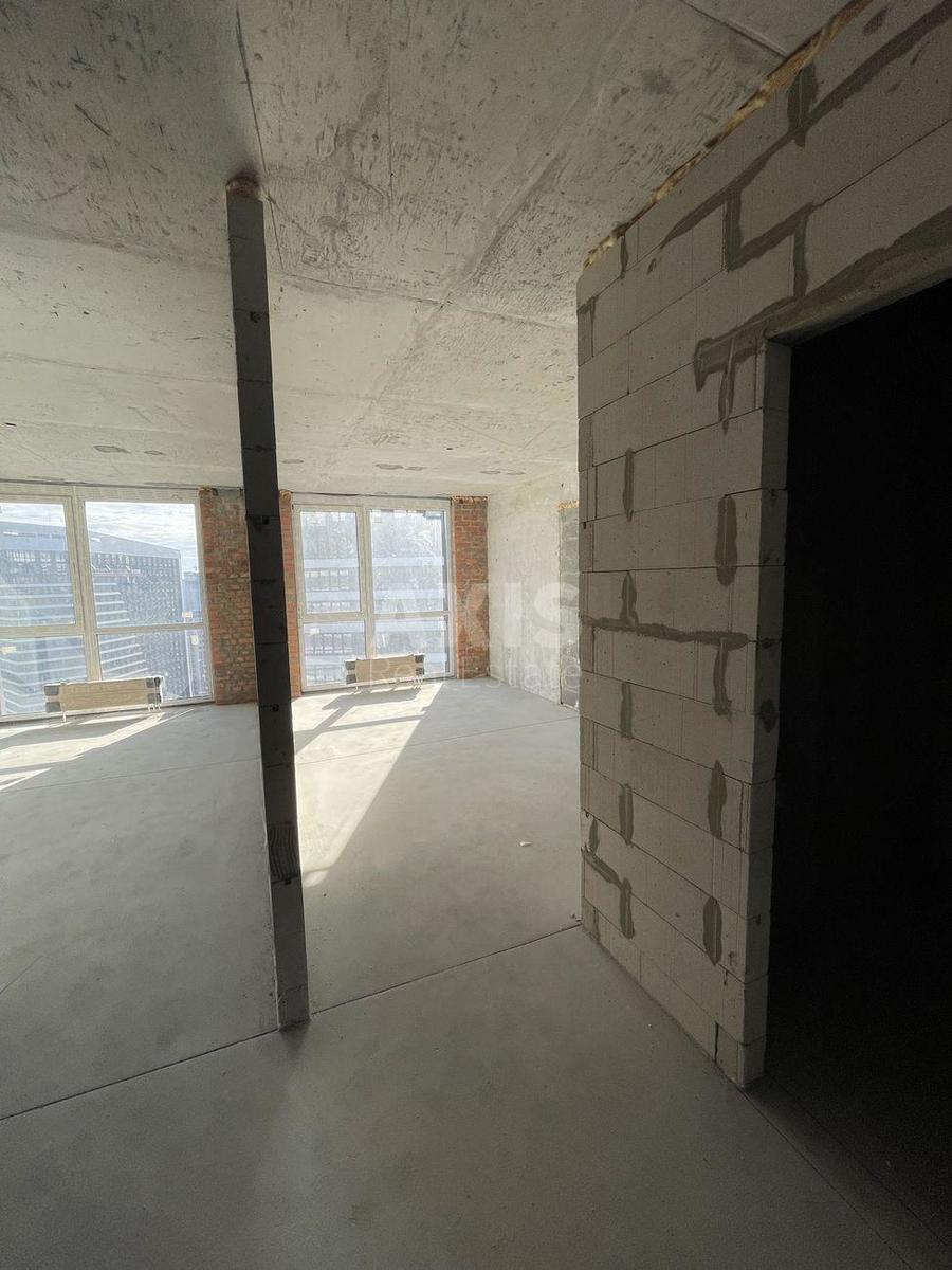 1k apartment nab. Dniprovs'ka 152