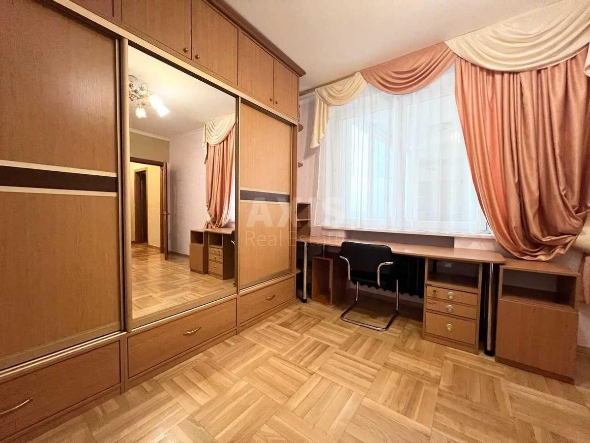 4к квартира пр-т Голосеевский 686