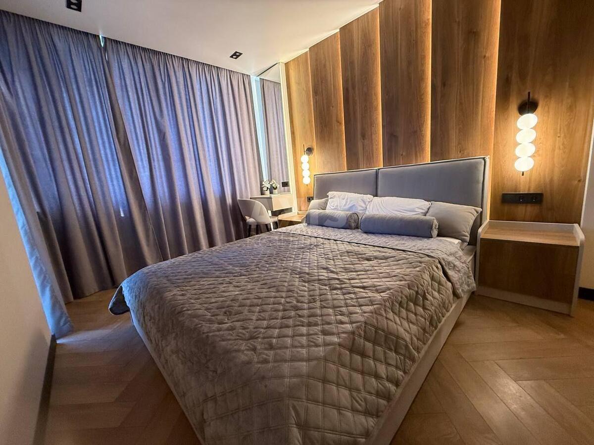 4k apartment vul. Rodyny Kristeriv 14581354