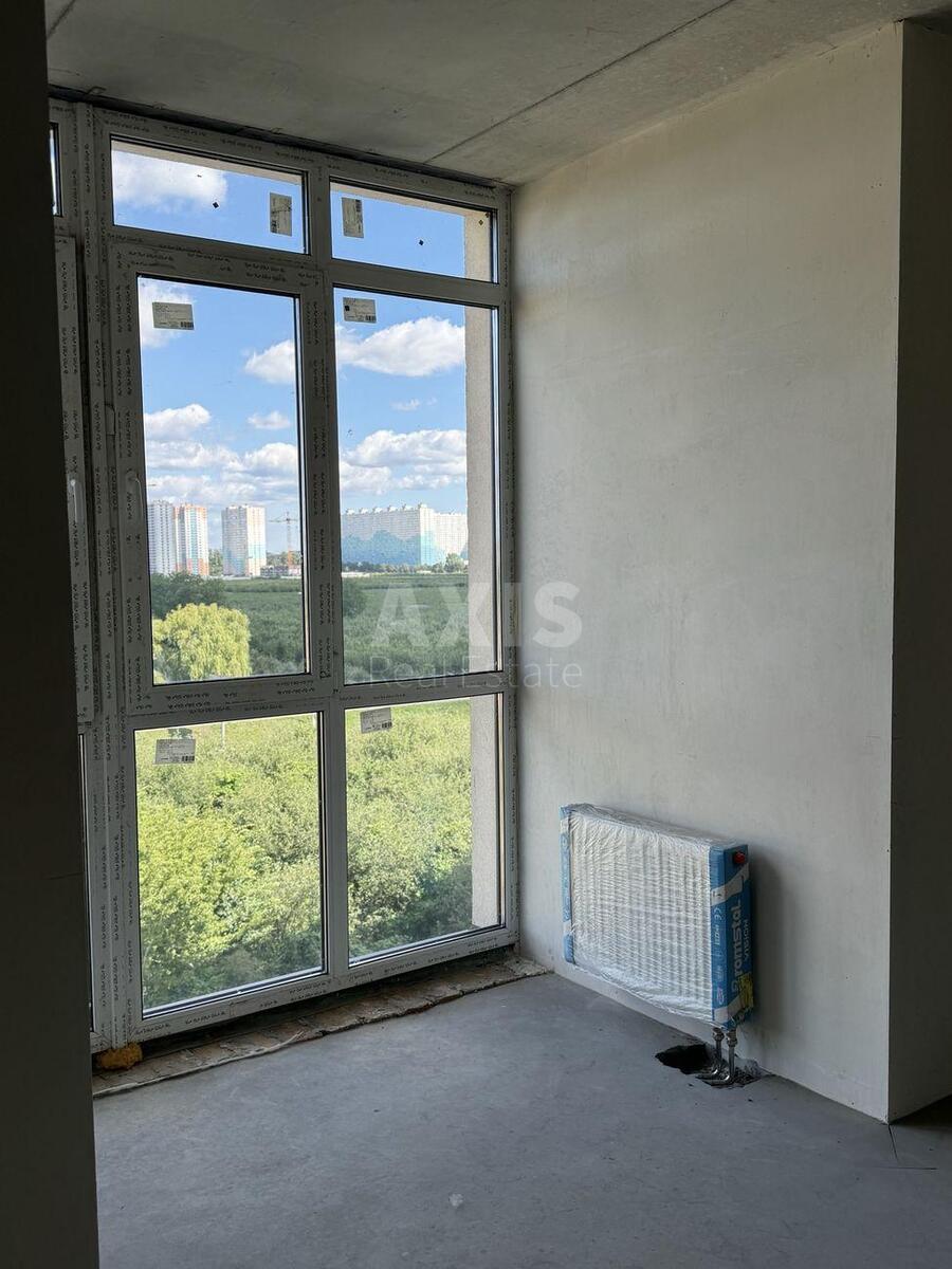 2k apartment vul. Molodizhna 77