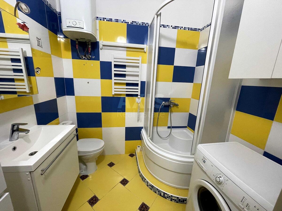 2k apartment vul. Zhyljans'ka 1186194110