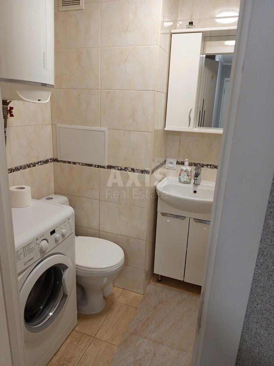 2k apartment vul. Zodchyh 68619629