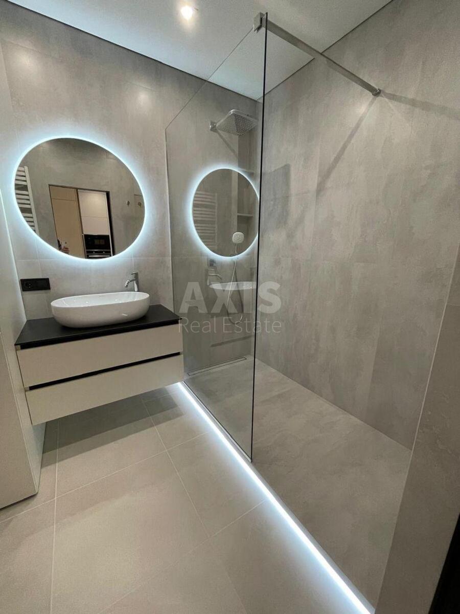 2k apartment nab. Dniprovs'ka 15Д6