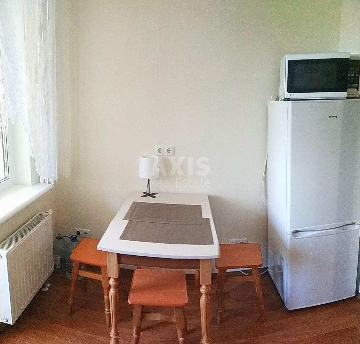 1k apartment pr-t Glushkova Akademika 61
