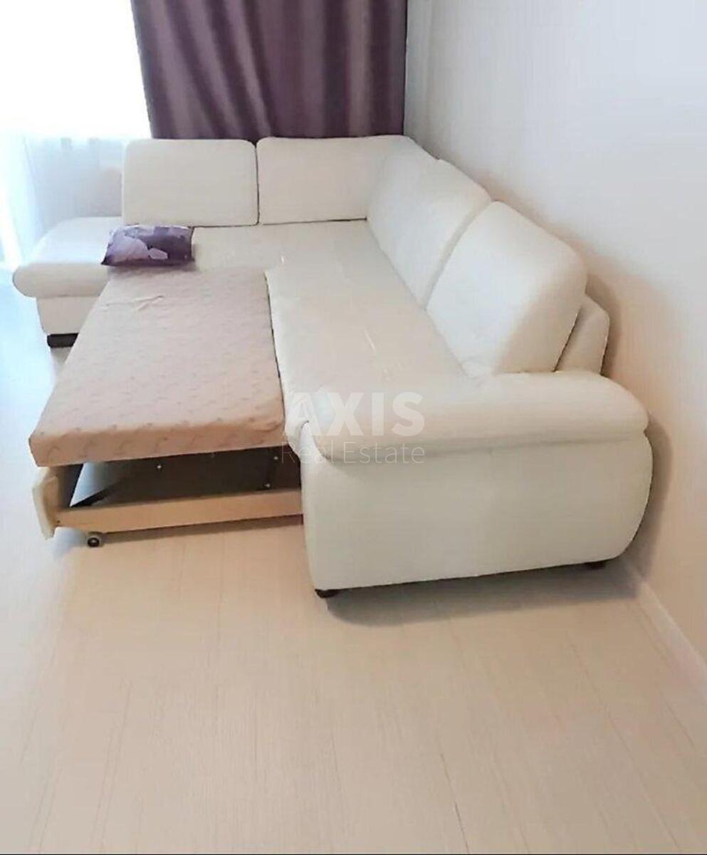 1k apartment vul. Pryozerna 12А630113