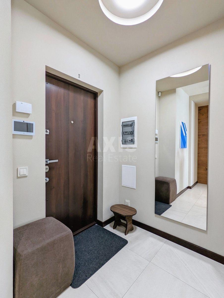 3k apartment prov. Kolomyjs'kyj 17/316