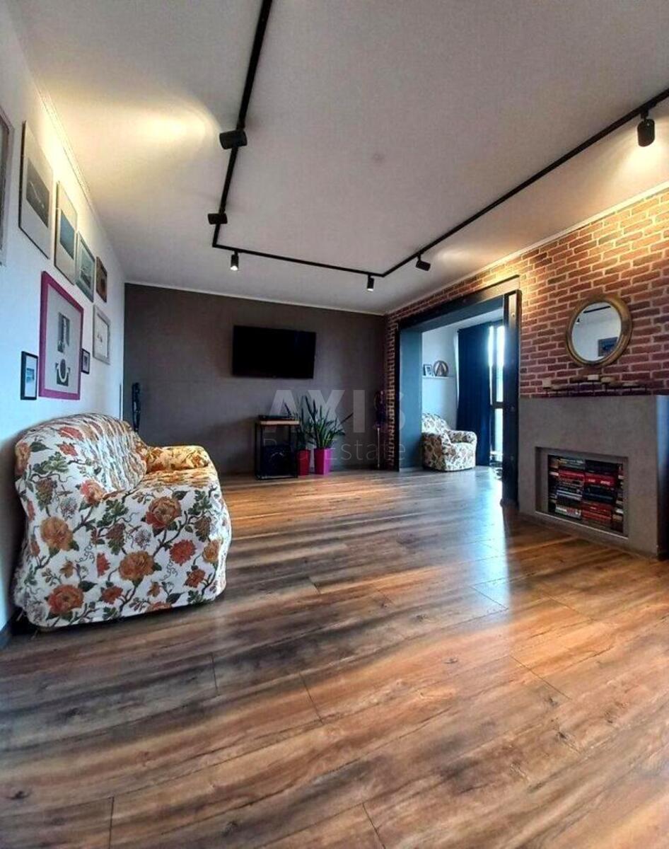 3k apartment vul. Ahmatovoi' Anny 43633102