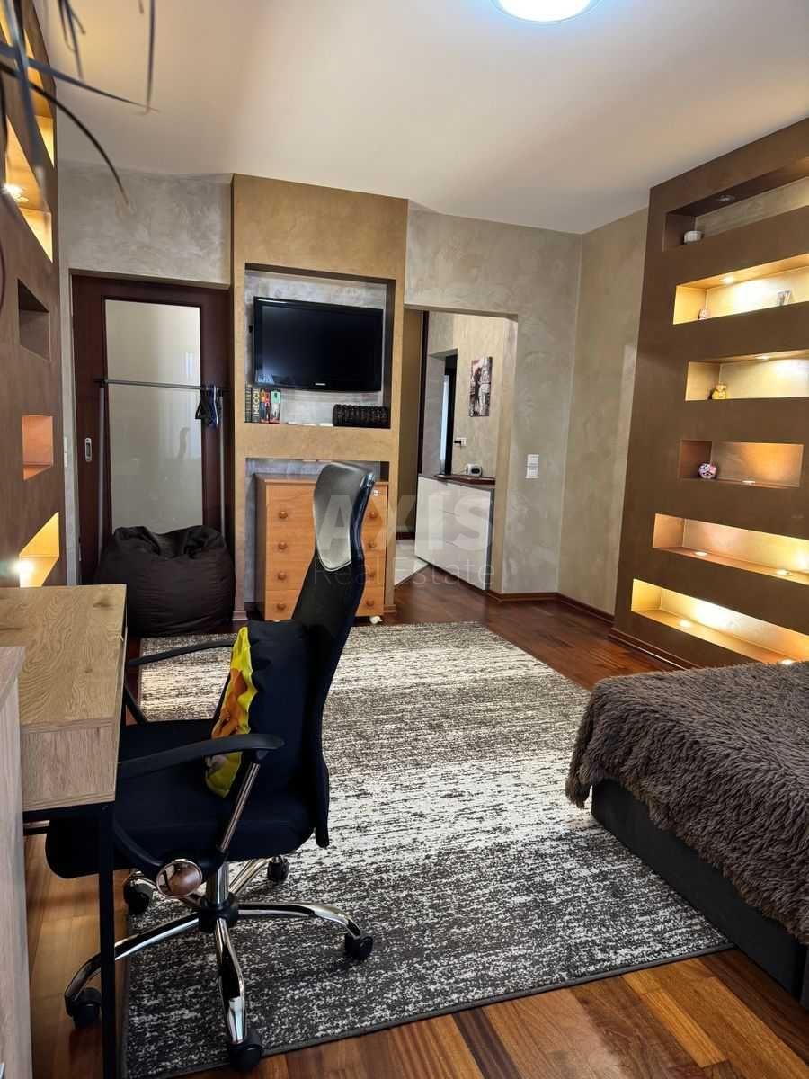 3k apartment vul. Puljuja Ivana 23