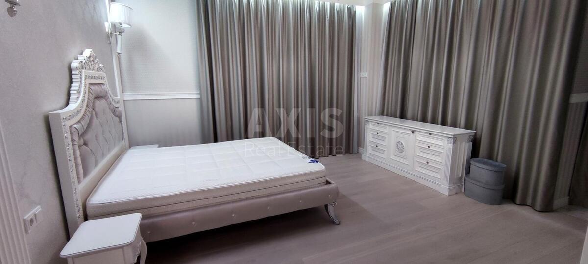 5к квартира ул. Андрея Верхогляда 18639439