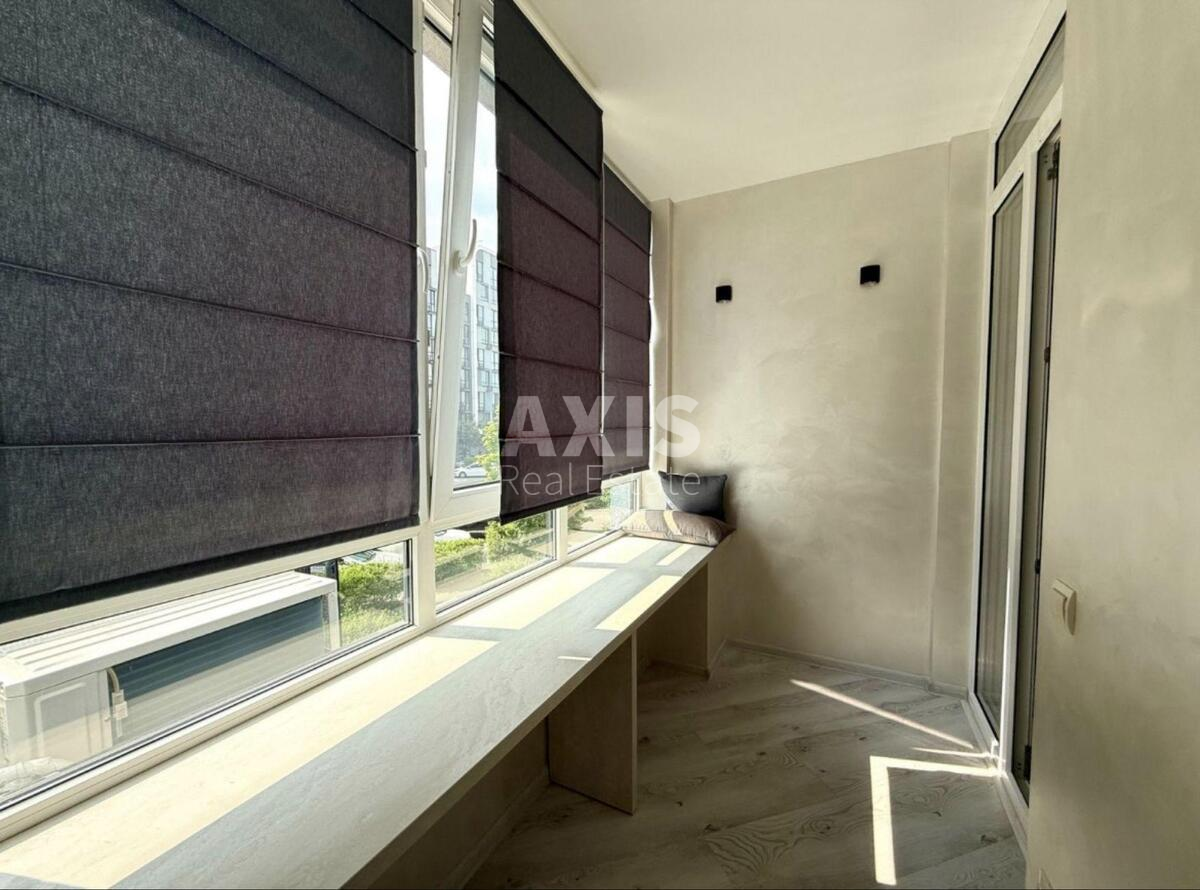 1k apartment bul. Ryl's'kogo Tadeja 14