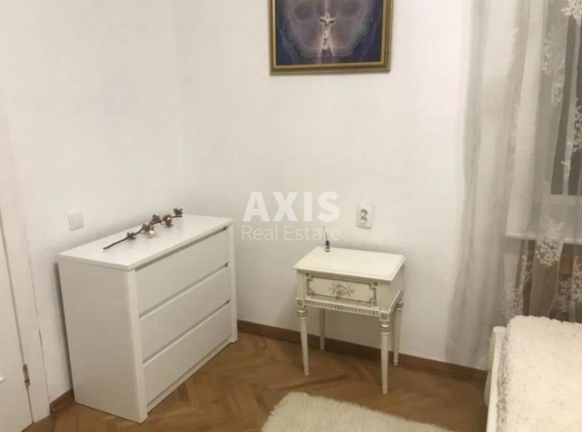 2k apartment vul. Ljuterans'ka 7/109