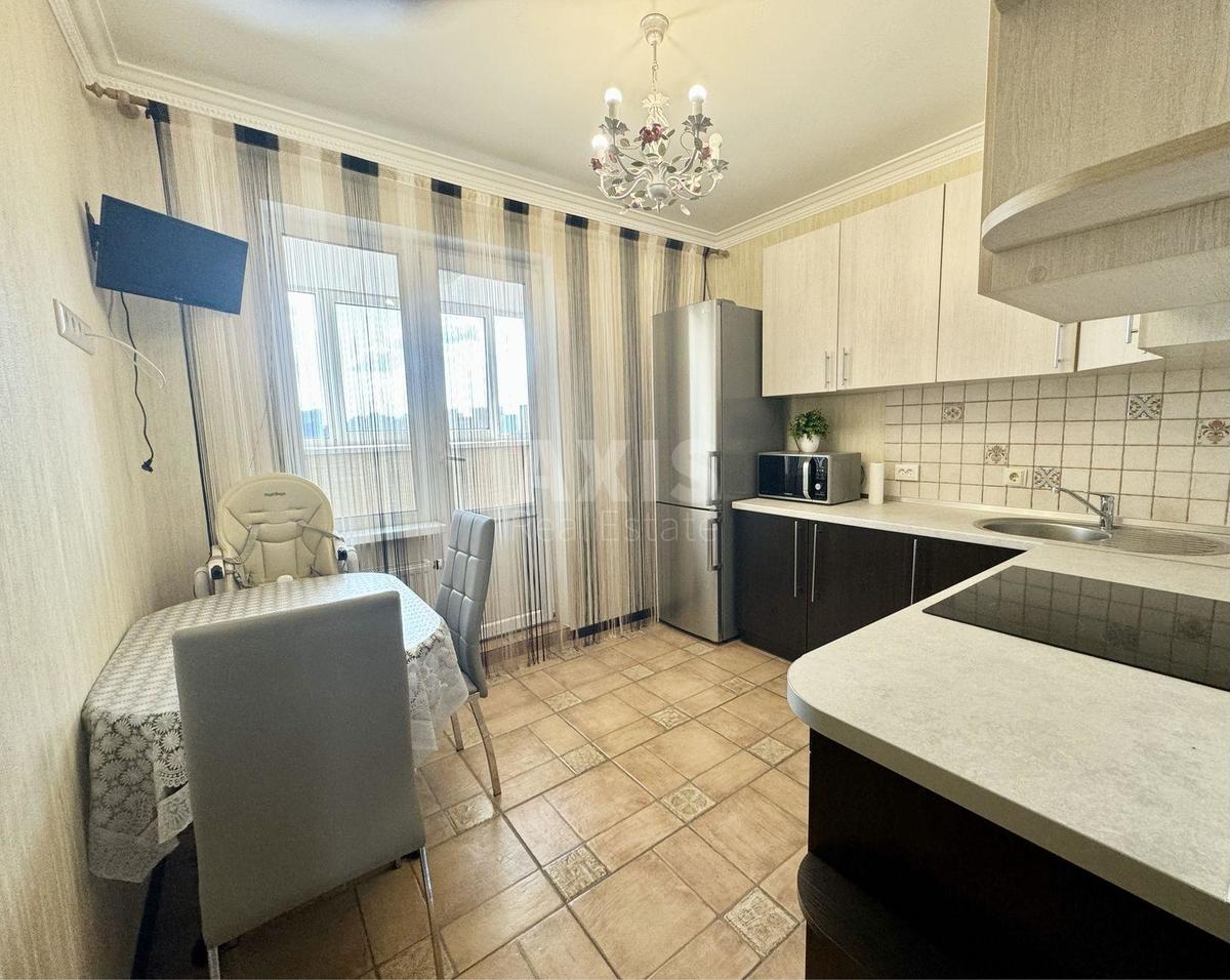1k apartment vul. Myloslavs'ka 20