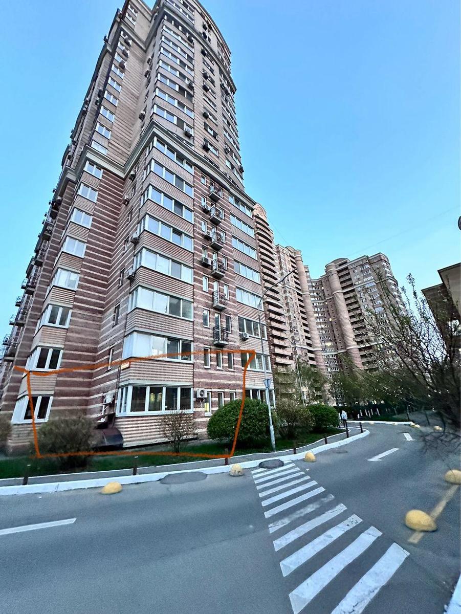 2k apartment vul. Myhajla Maksymovycha 3Г