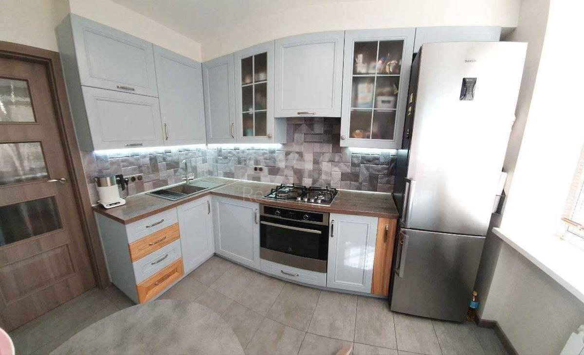 3k apartment vul. Polovec'ka 160