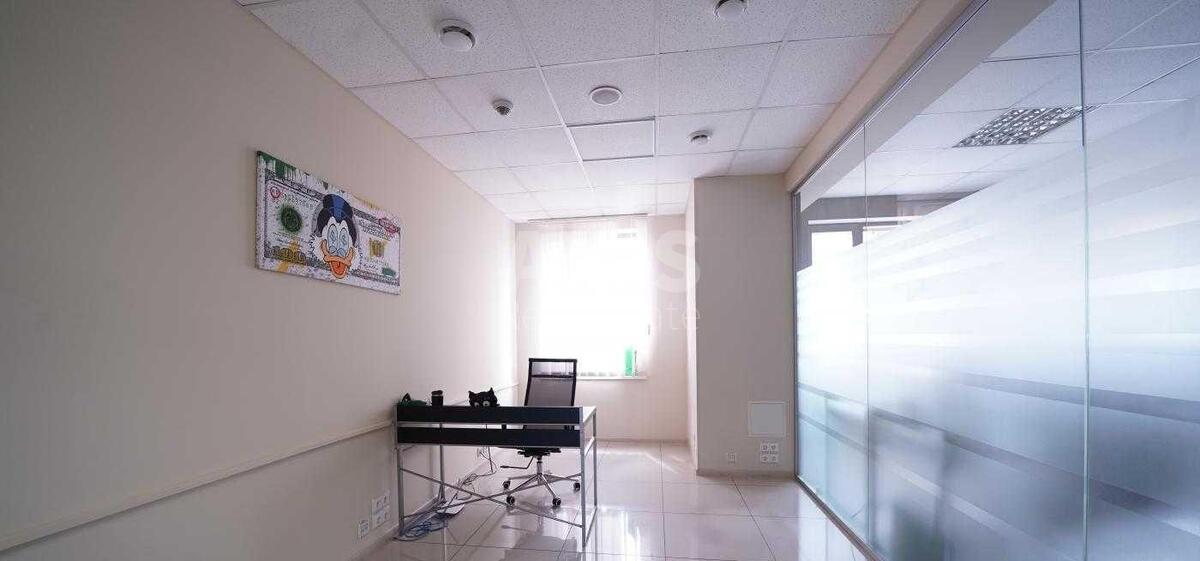 Office vul. Velyka Vasyl'kivs'ka 72, 400m2580815