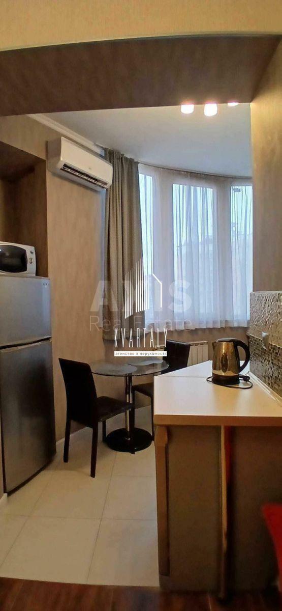2k apartment prov. Ul'janova Volodymyra 10А6