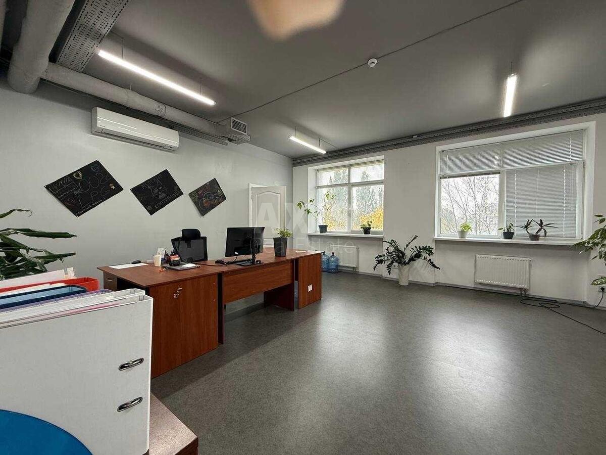 Office vul. Danyla Shherbakivs'kogo 45А, 206m2617032