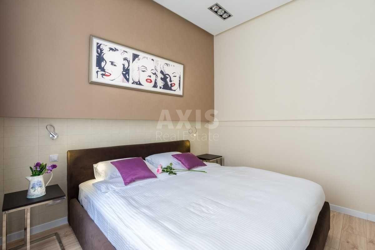 3k apartment vul. Sofii'vs'ka 18618277