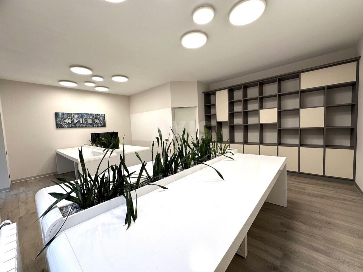 Office pr-t Geroi'v Stalingrada 6, 60m23