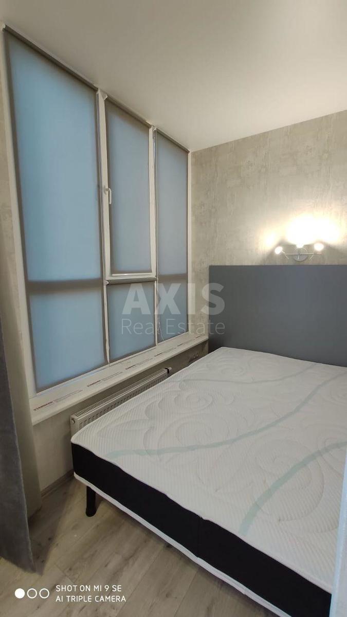 2k apartment vul. Petropavlivs'ka 403