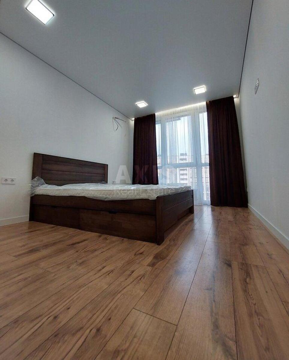 1k apartment vul. Pivnichno-Syrec'ka 8А2