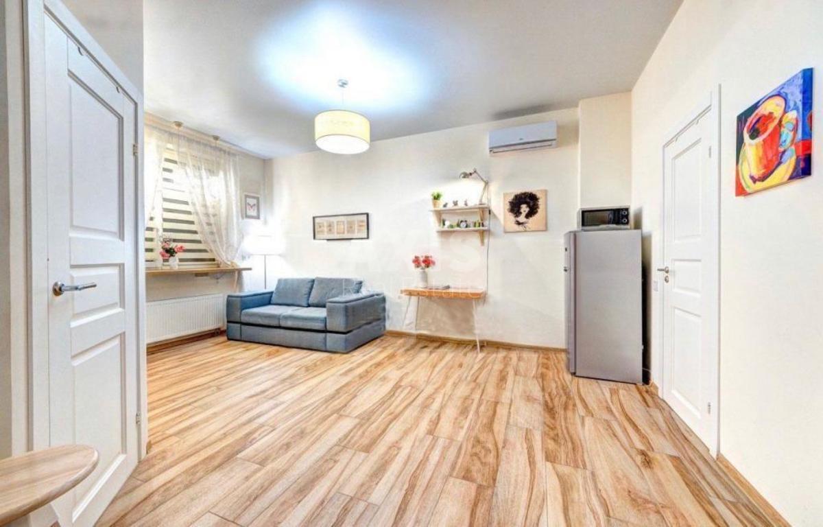 2k apartment vul. Barbjusa Anri 531