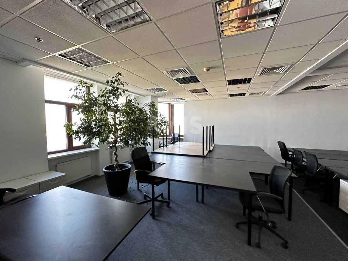 Офис ул. Сагайдачного Петра 11, 450м27