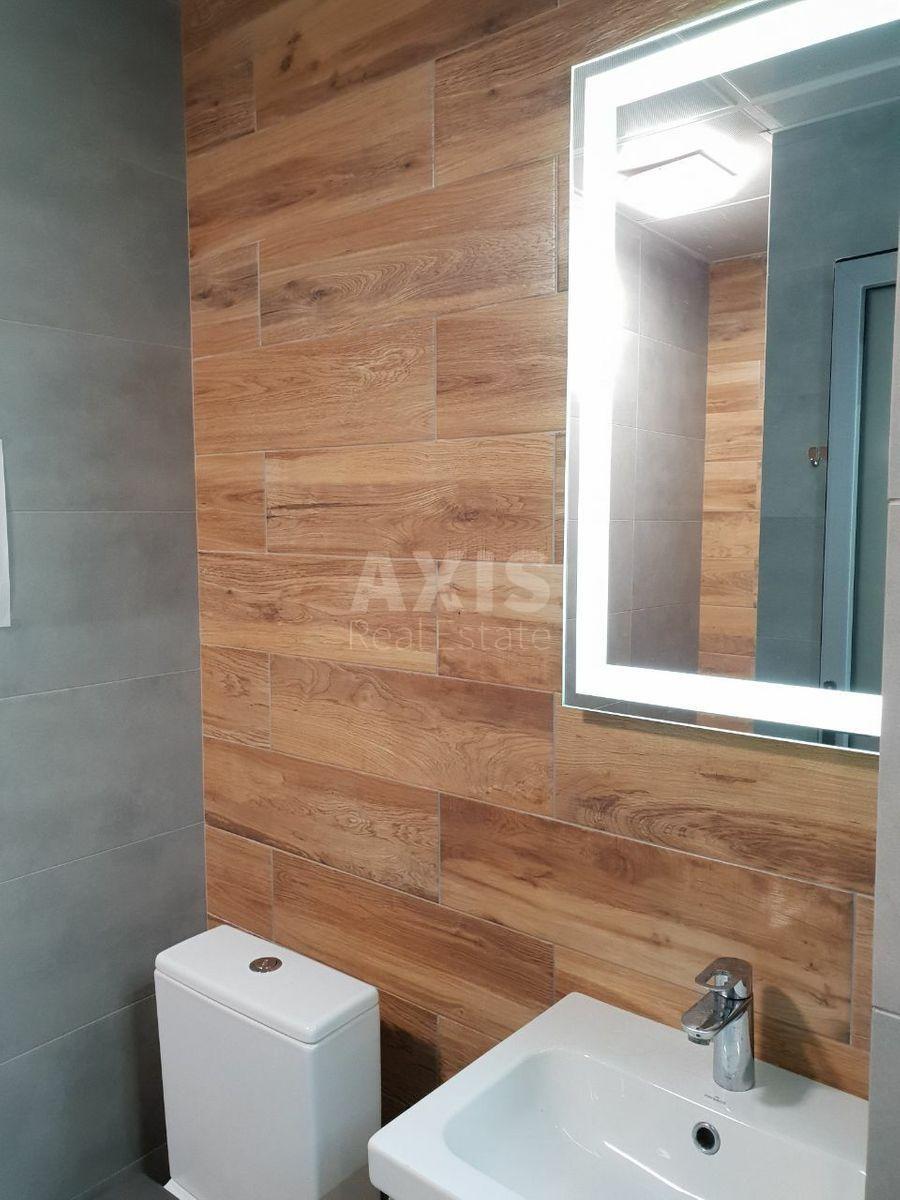 Office vul. Obolons'ka naberezhna 7, 70m2584396