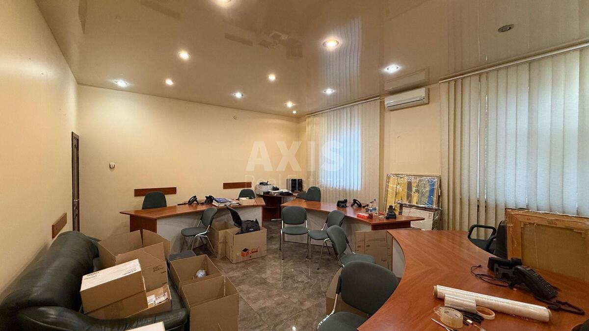 Trade object vul. Dilova 5, 213m2585627