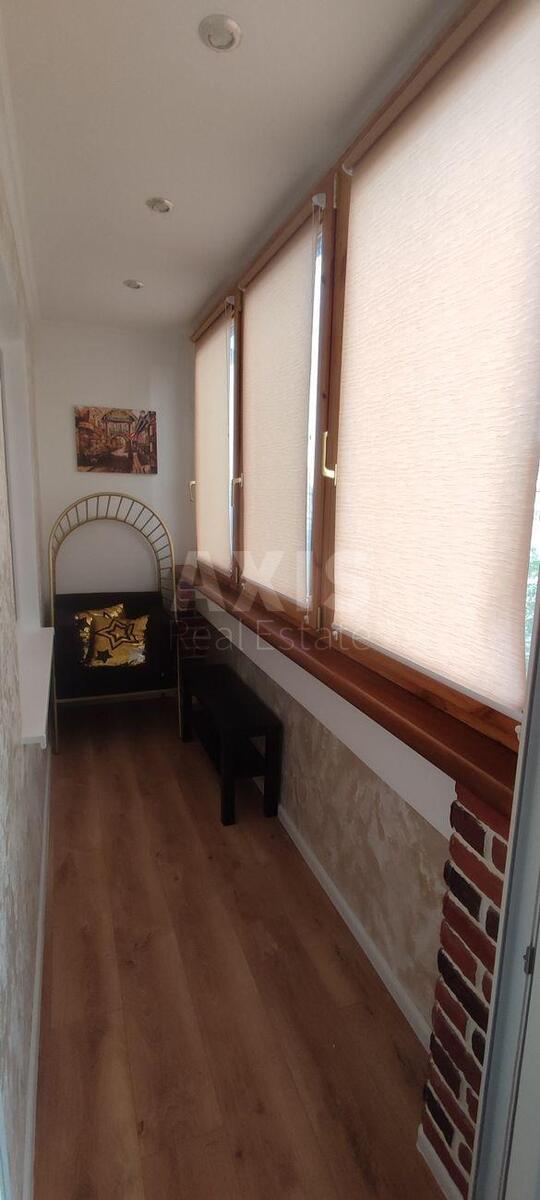 1k apartment vul. Serafymovycha 5/112