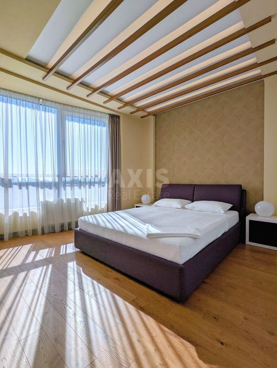 3k apartment prov. Kolomyjs'kyj 17/313