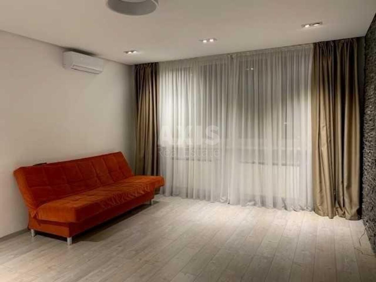 3k apartment vul. Vashhenka Grygorija 13