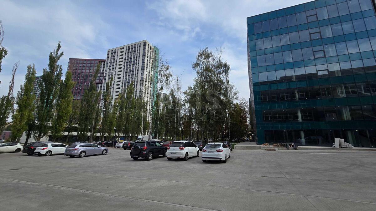 Office vul. Pivnichno-Syrec'ka 1/3, 180m22